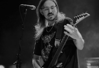 Guilt Trip - Photo By Peti