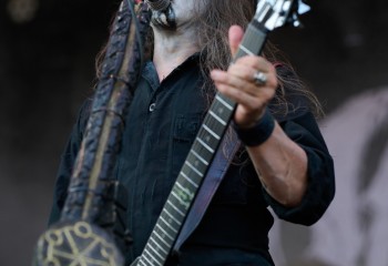 Hate - Photo By Peti