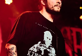 Headbussa - Photo By Peti
