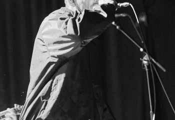 Headbussa - Photo By Peti