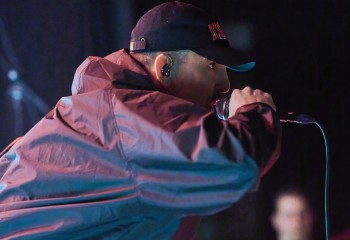 Headbussa - Photo By Peti