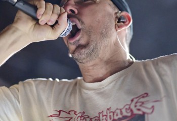Headbussa - Photo By Peti