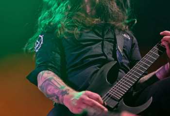 HIRAES - Photo By Peti