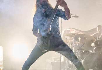 HIRAES - Photo By Peti