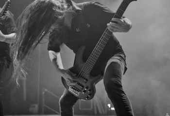 HIRAES - Photo By Peti