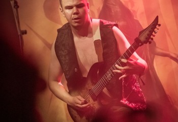 I Am Your God - Photo by Dänu