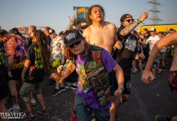 Dehumanizing Itatrain Worship - Photo by Natalie