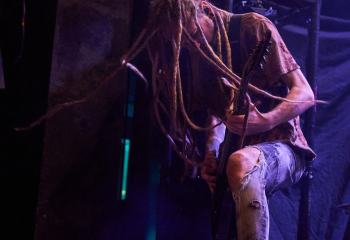 infected-rain-zuerich-7r501523