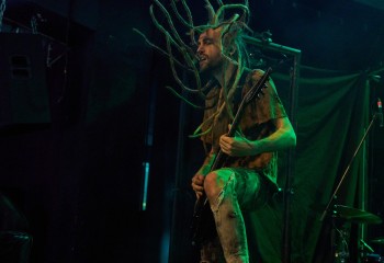 infected-rain-zuerich-7r501524