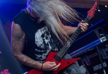 Insanity Alert - Photo by Dänu