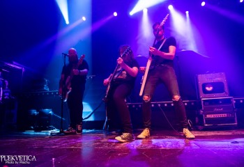 Massive Wagons-photo by Michel Varrin