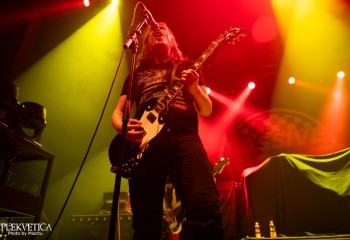 Massive Wagons-photo by Michel Varrin