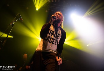 Massive Wagons-photo by Michel Varrin