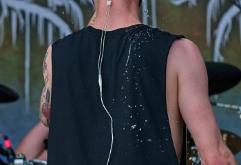 Mental Cruelty - Photo By Peti