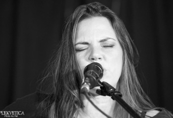 Mia Karlson - Photo by Pat