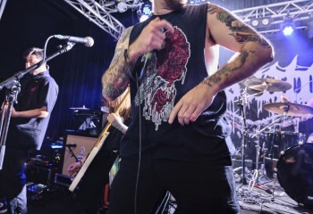 MOUTH FOR WAR - Photo By Peti