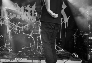 MOUTH FOR WAR - Photo By Peti