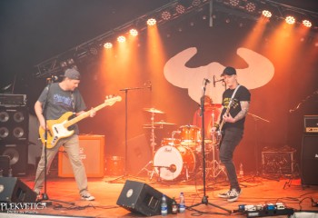 Obnoxius Deadbeat-photo by Michel Varrin