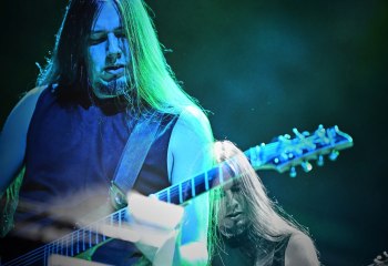 Royal Rage - Photo By Peti