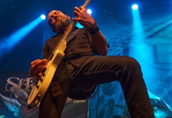 serenity-z7-7r500895