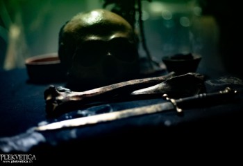 Sutekh Hexen - Photo by Natalie