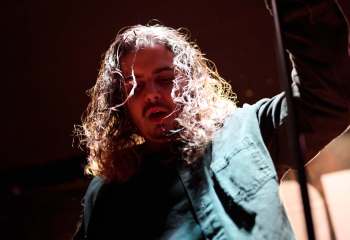 Accvsed - Photo By Peti