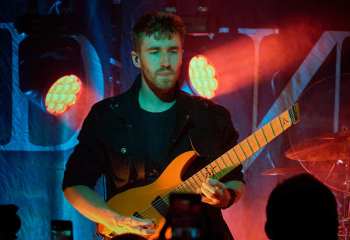 Ad Infinitum - Photo By Peti