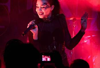 Ad Infinitum - Photo By Peti