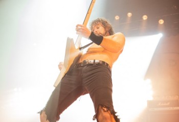 Airbourne-photo by Michel Varrin