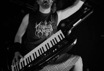 Alestorm - Photo By Peti