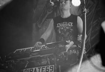 Alestorm - Photo By Peti