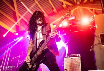 Armada - Photo by Natalie