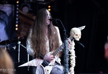 Bedrängnis - Photo by Natalie