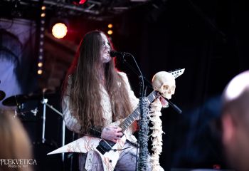 Bedrängnis - Photo by Natalie