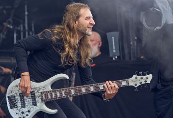 beyond-the-black-wacken-2025-7r509102