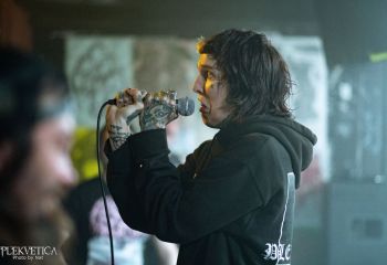 Bleachdrinker - Photo by Natalie