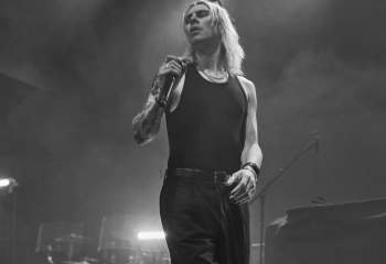 Block Of Flats - Photo By Peti