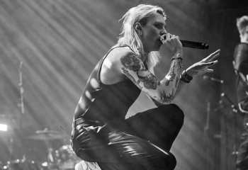 Block Of Flats - Photo By Peti