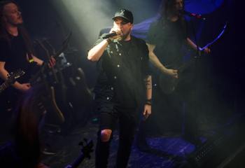 Bloodred Hourglass - Photo By Peti