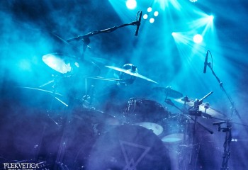 Bloodred Hourglass - Photo by Tuomas