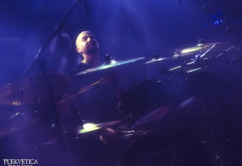 Bloodred Hourglass - Photo by Tuomas