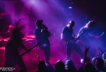 Bloodred Hourglass - Photo by Tuomas