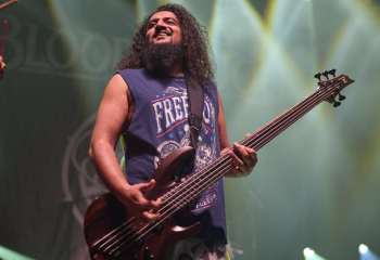 BLOODYWOOD - Photo By Peti