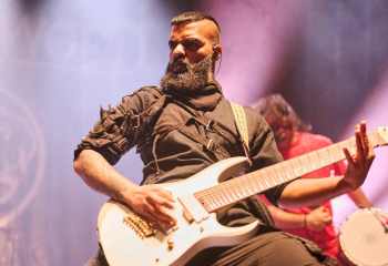 BLOODYWOOD - Photo By Peti