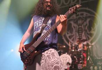 BLOODYWOOD - Photo By Peti