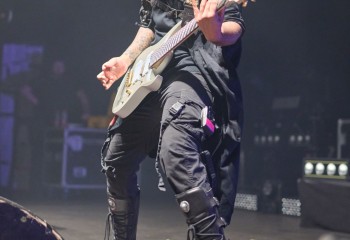 BLOODYWOOD - Photo By Peti