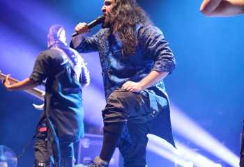 BLOODYWOOD - Photo By Peti