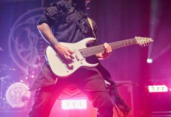 BLOODYWOOD - Photo By Peti