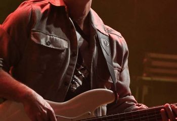 Bluedög - Photo by Pat