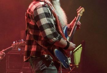 Bluedög - Photo by Pat